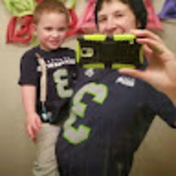 Meet your Posher, Kimmi - Picture 1 of 1